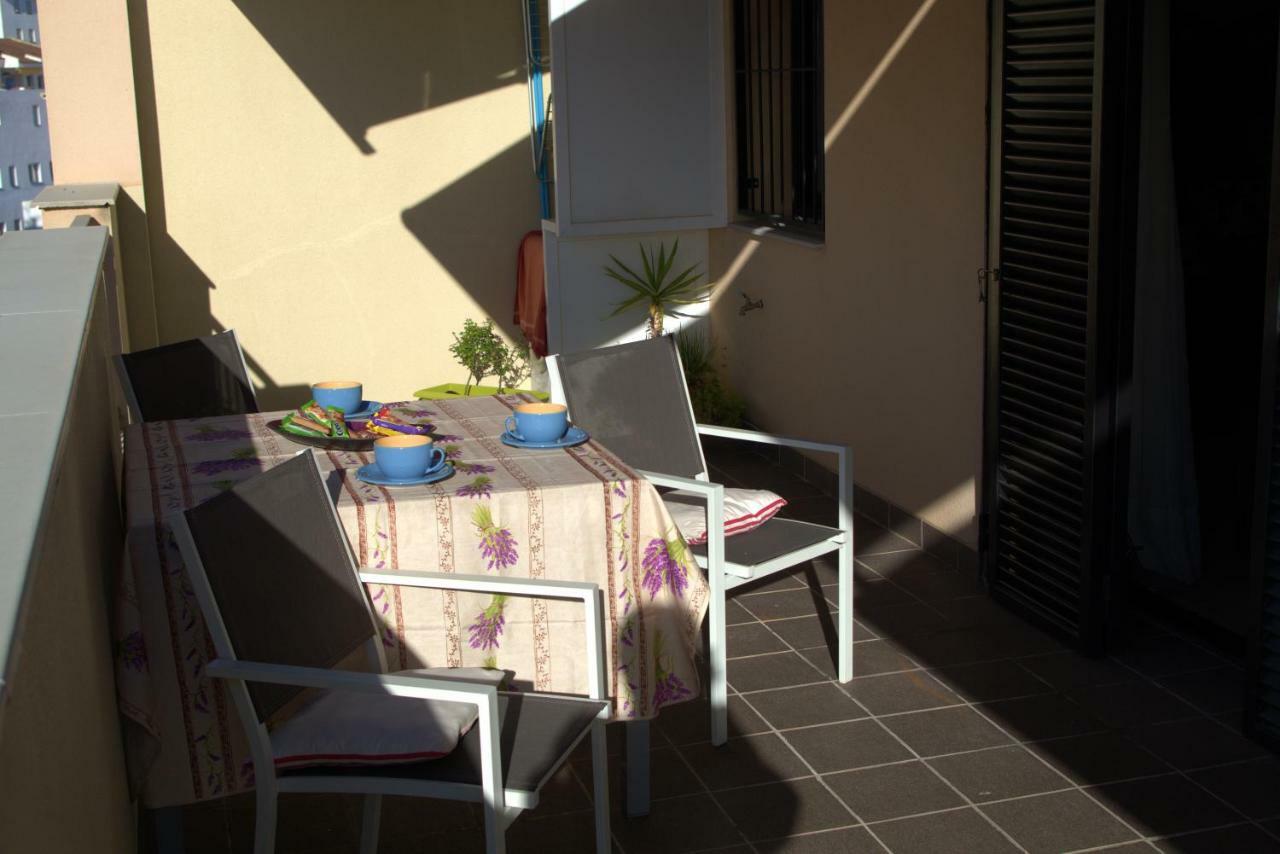 Sunset Penthouse Sitges Apartment Bagian luar foto