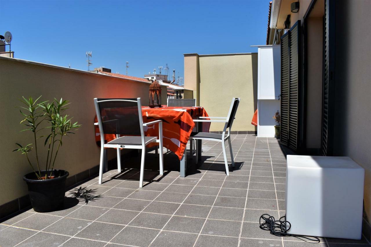 Sunset Penthouse Sitges Apartment Bagian luar foto